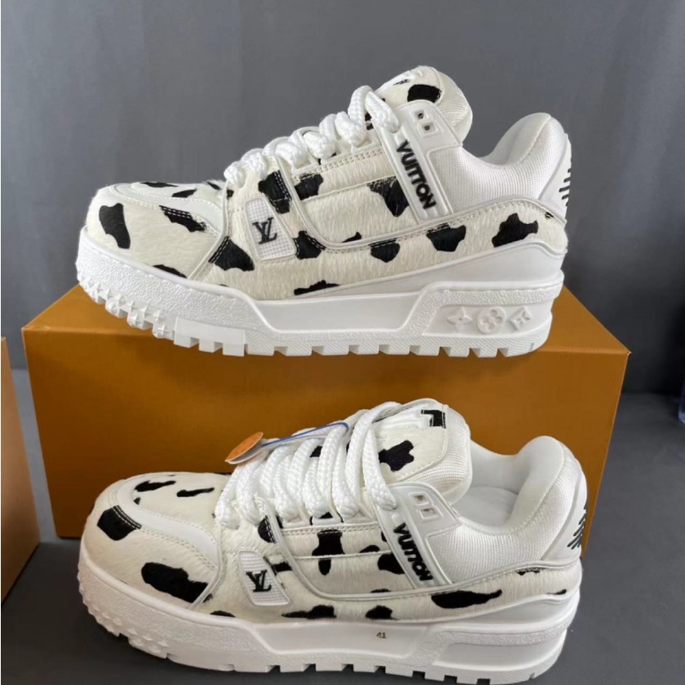Louis Vuitton White and Black Athletic Shoes